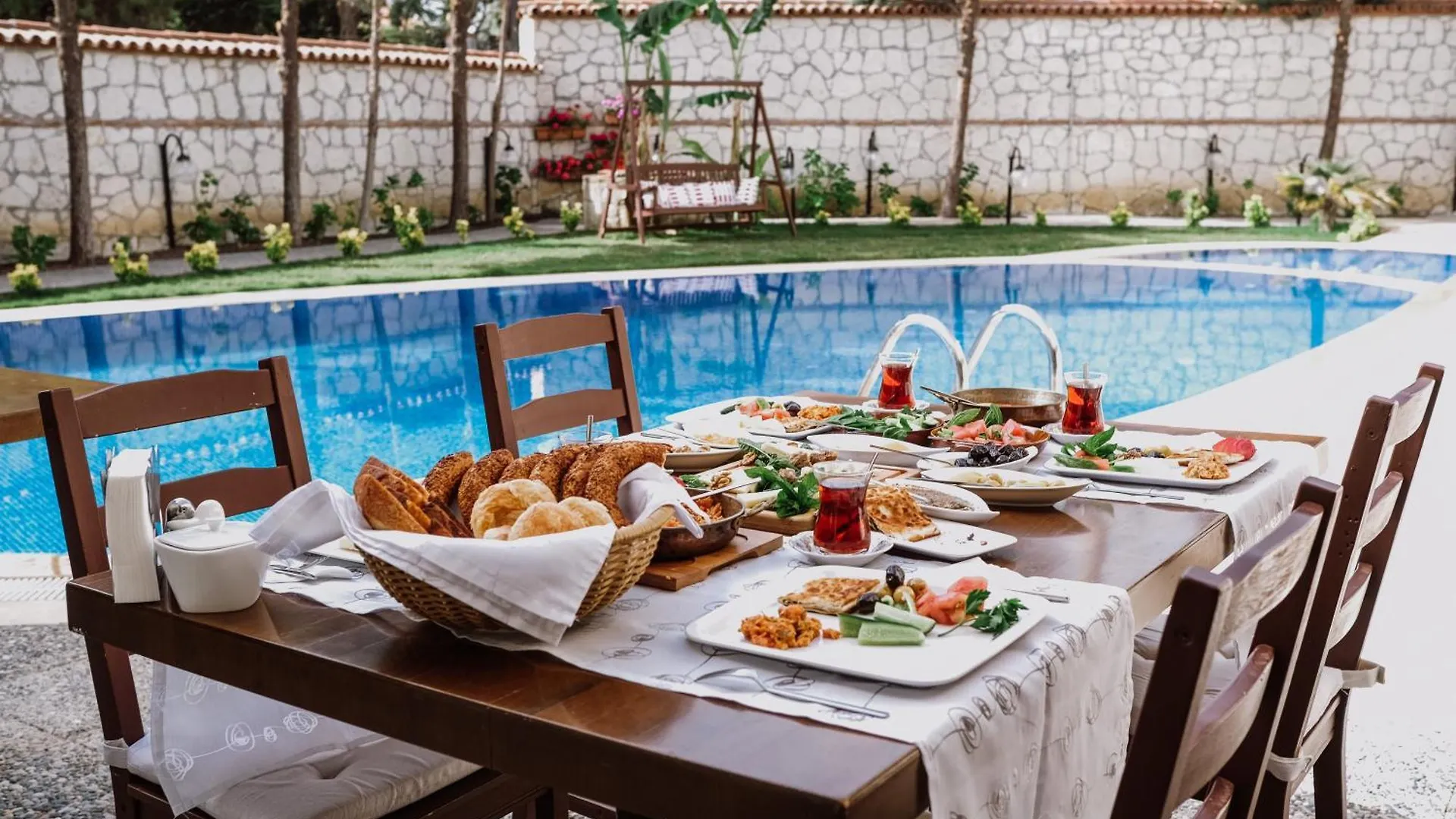 Deruni Ilica Hotel Izmir Turkey